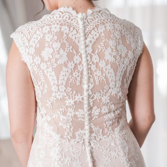 Maggie Sottero Londyn Wedding Dress, Size 12 - Picture 3 of 5